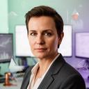 Tanha Kockelmans, crypto-expert, tijdens een analyse van digitale activa